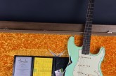 Fender Custom Shop Ltd Edition Namm 2018 62 Stratocaster Heavy Relic Surf Green over 3 Tone Sunburst-1a.jpg